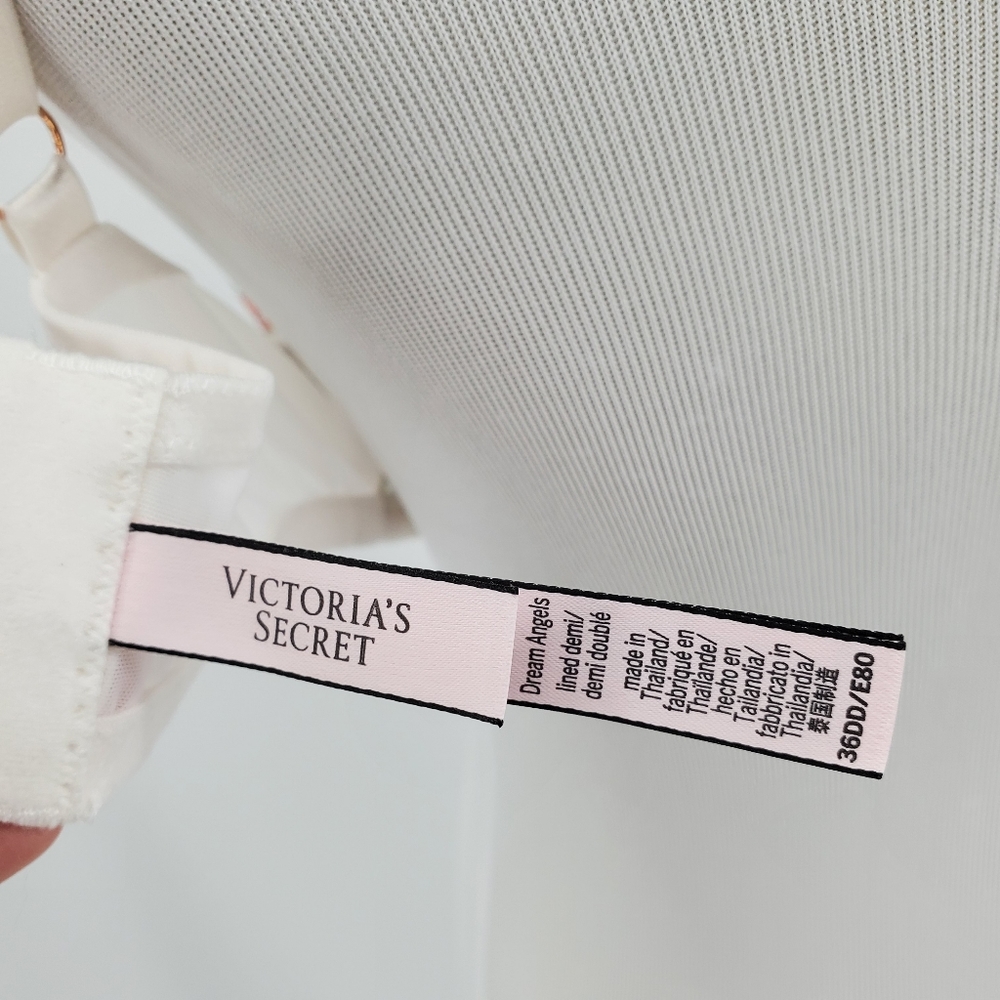 Victoria's Secret Dream Angels Floral Demi Bra - Picture 6 of 8